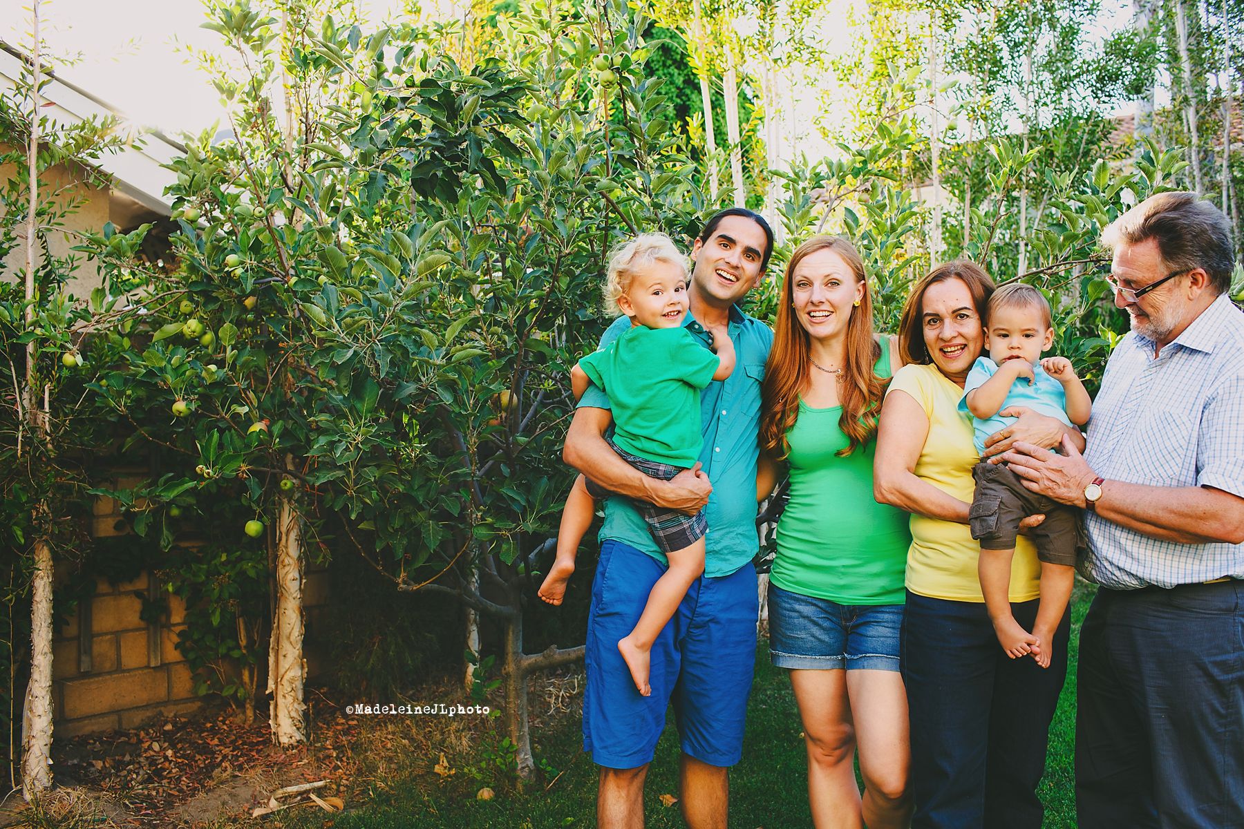 Lake Forest extended family backyard session. Orange County, Southern California, Los Angeles, San Diego family photographer